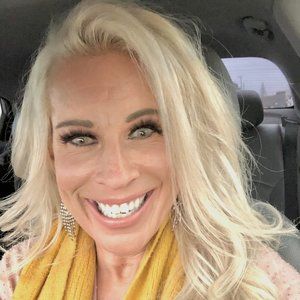 Meet your Posher, Raelynn